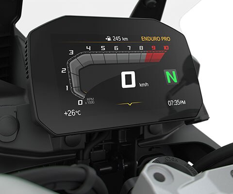 Vidimo 6.5“ TFT zaslon na F 850 GS.