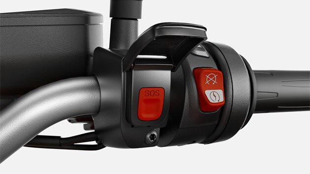Vidimo ECALL prekidač na F 850 GS.