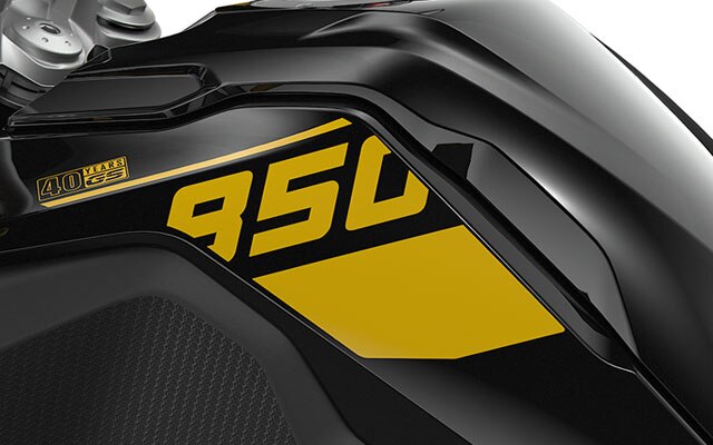Vidimo crno žuti F 850 GS u specijalnoj ediciji.