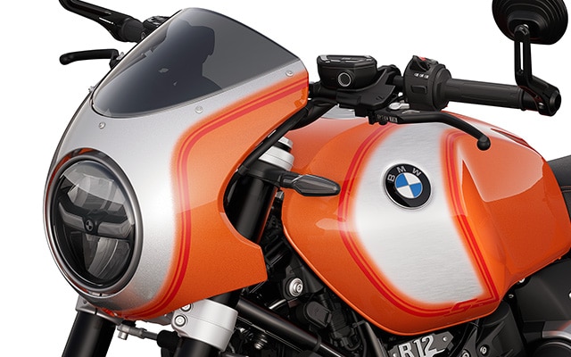 Dinamična prednja ukrasna obloga s Lava orange metalik bojom na modelu R 12 S tvrtke BMW Motorrad