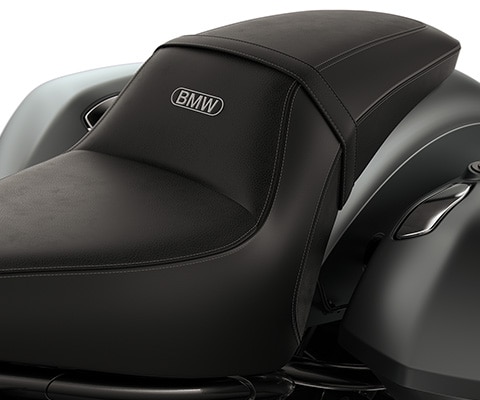 Detaljna slika Dragster sjedala R 18 Roctanea tvrtke BMW Motorrad