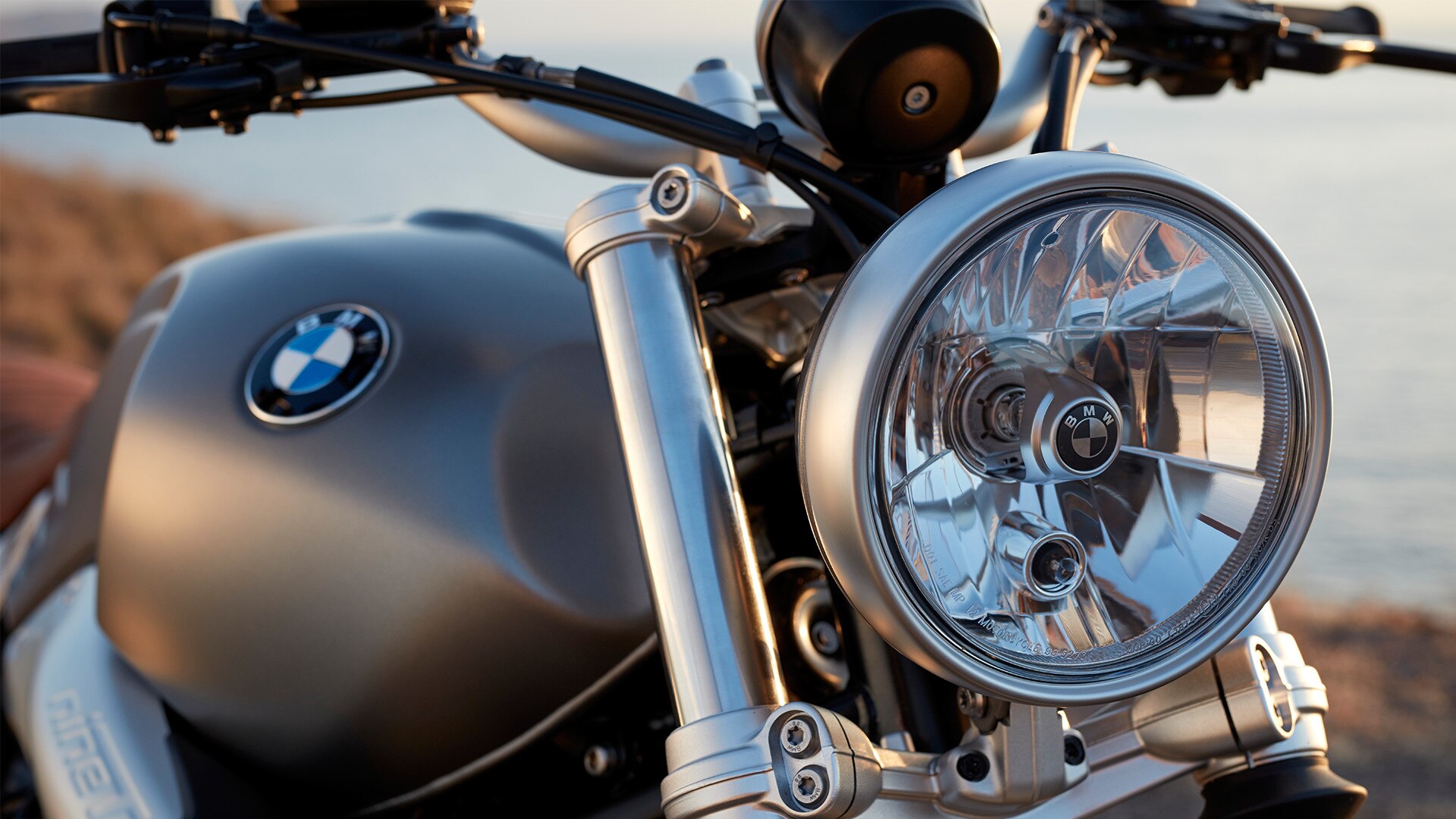 R nineT Scrambler okrugla svjetla