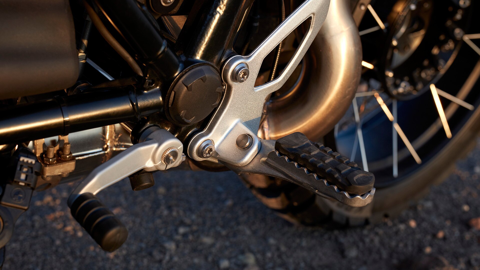 R nineT Scrambler oslonci za noge