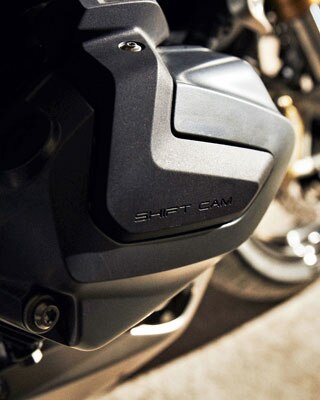 BMW R 1250 R u stilu HP sa spremnikom u fokusu