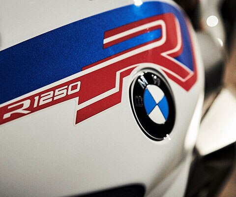 BMW R 1250 R s upravljačem i TFT zaslonom u fokusu