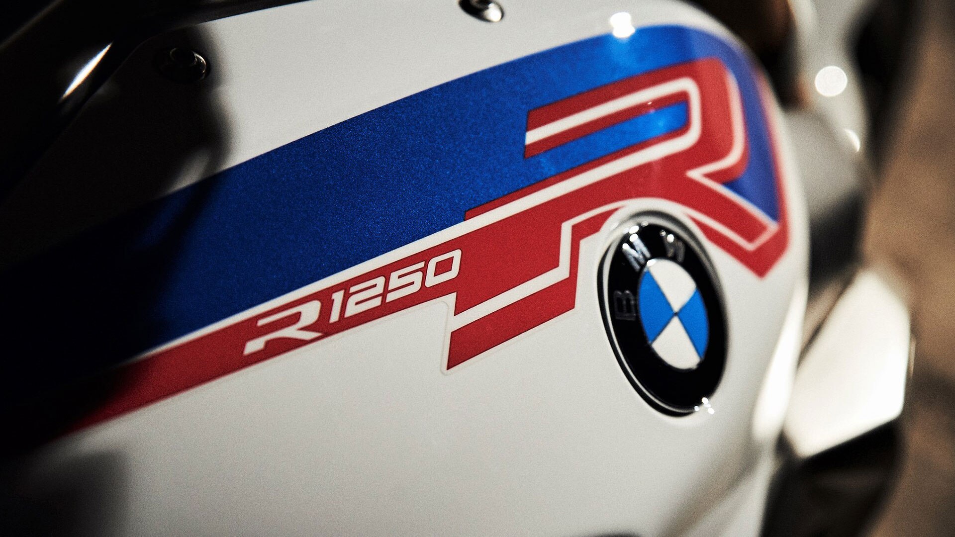 BMW R 1250 R s upravljačem i TFT zaslonom u fokusu