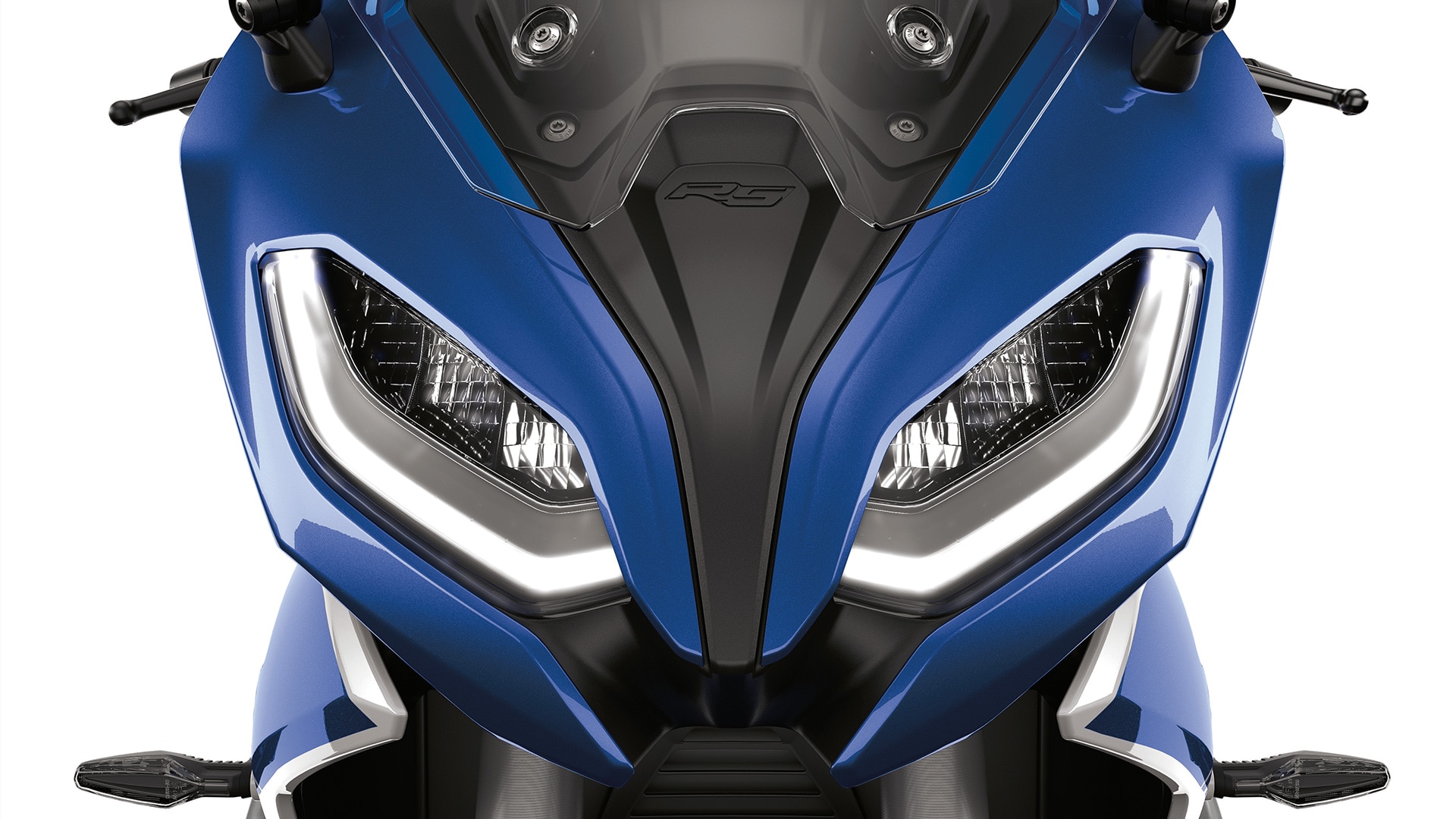 Front with LED daytime riding light of the R 1250 RS
