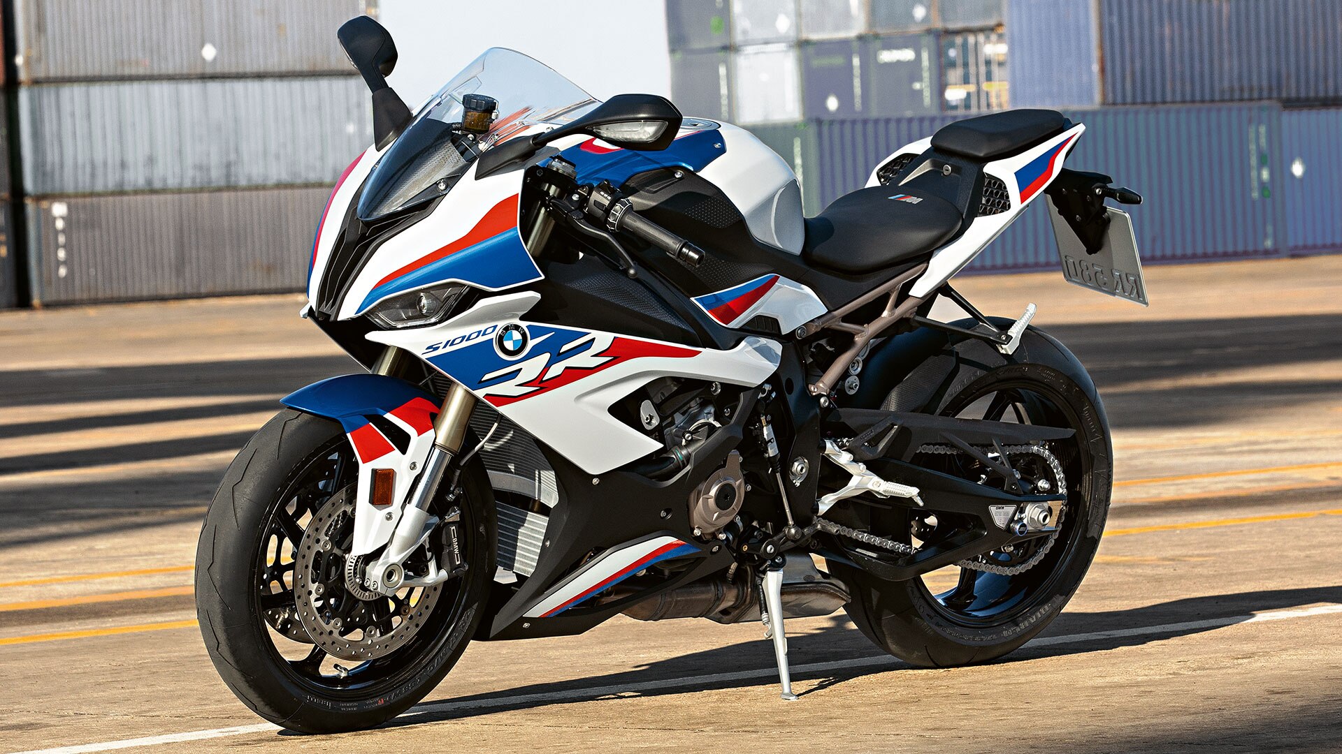 Stražnji kraj novog BMW RR