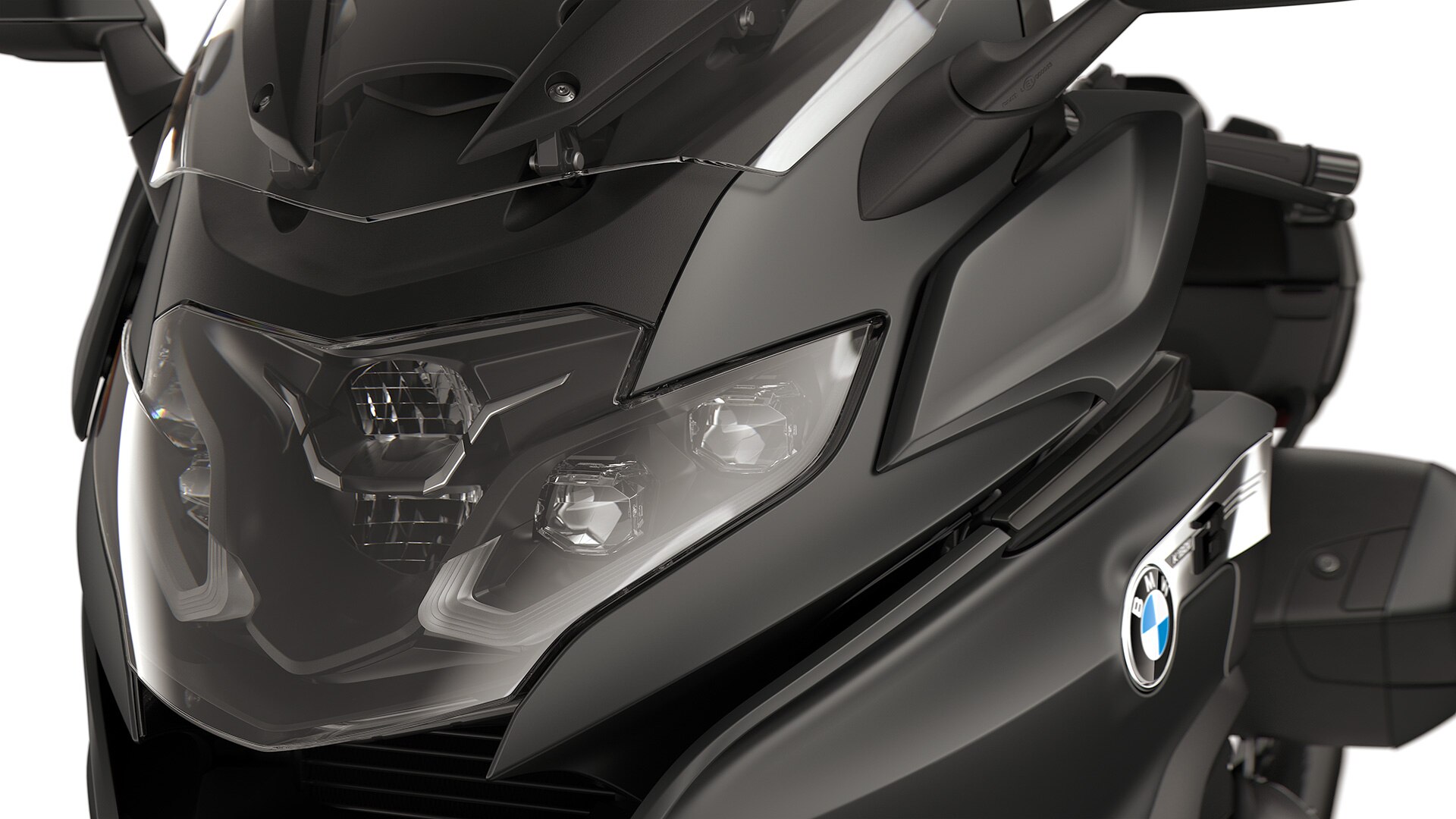 Fokus se na LED prednja svjetla.