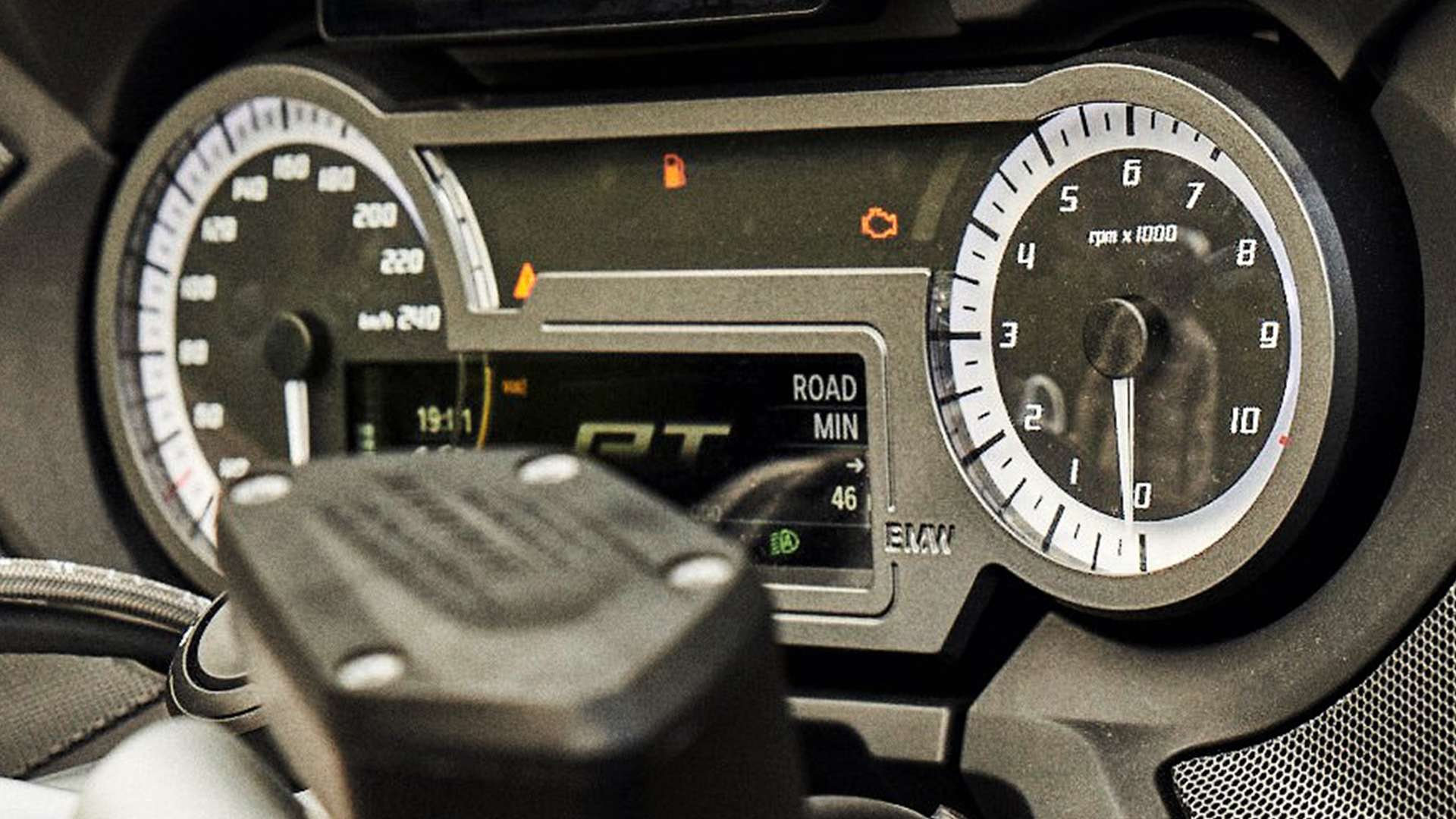 Kokpit sa audio sustavom BMW R 1250 RT