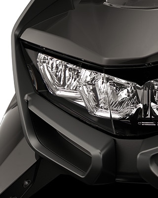 C 400 GT tvrtke BMW Motorrad s potpuno LED prednjim svjetlima i dnevnim svjetlima