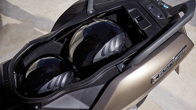 C 650 GT skladišni prostor